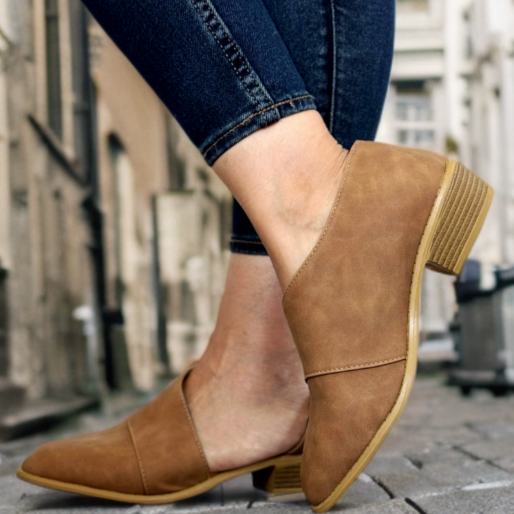 Zapato Taco Millaray Café Claro